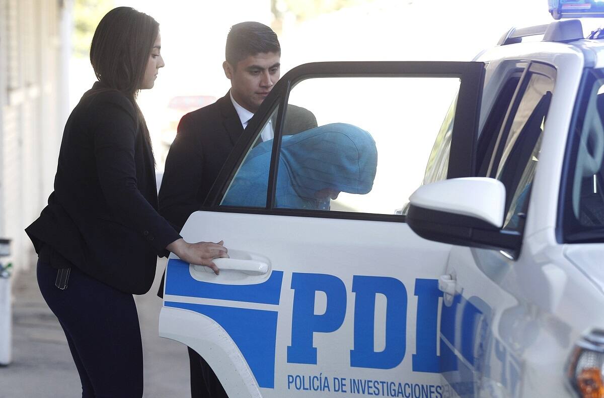 Detienen a padre que violó y grabó a su hija de 14 años: Ataques duraron 7 años