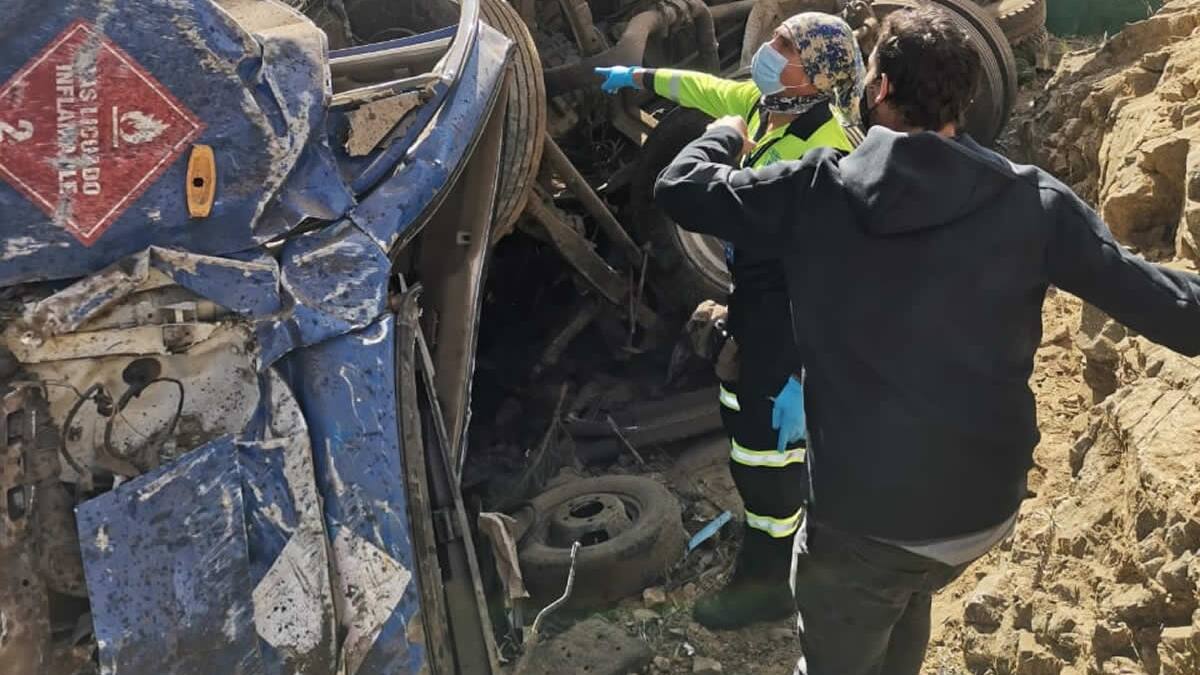 VIDEOS | Dos camiones y un automóvil cayeron en quebrada de Viña del Mar