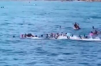 Hinchas de Juventus se acercaron al yate de Cristiano Ronaldo para dedicarle cánticos