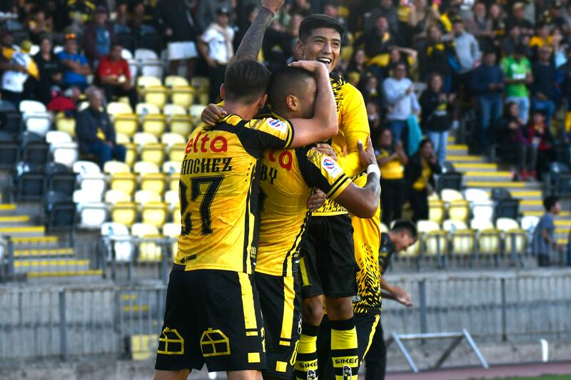 Los "Piratas" sufrieron la grave lesión de Bruno Cabrera.
Alejandro Pizarro/Photosport