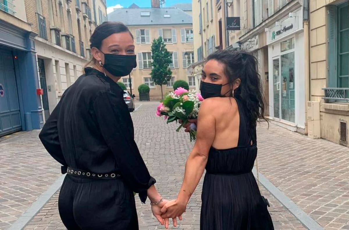 Diseñadores elogian el original look de Christiane Endler y Sofía Orozco en su matrimonio: "Ellas quieren sentirse únicas"