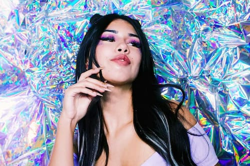 “Patuda, si tiene pololo”: Eskarcita recibe fuertes críticas tras llorar por amor en Mundos Opuestos