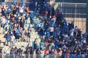 VIDEO | A pesar de todo: hinchas de la U lograron ingresar al duelo contra Deportes Copiapó
