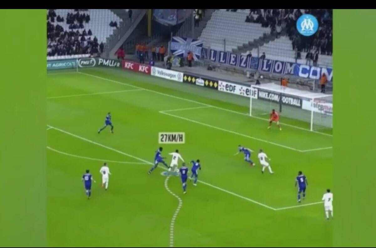 El carrerón de 56 metros de Sarr para anotar un golazo por el Marsella