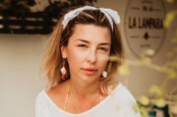 "No sé dónde me voy a quedar a dormir": Francisca Merino sufrió inconveniente en sus vacaciones por alerta de tsunami