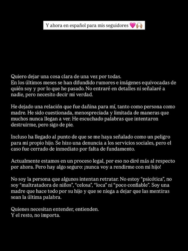 La actriz se lanzó contra el padre de su hijo.