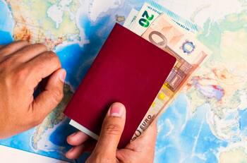 Visa Working Holiday tiene más de siete mil cupos disponibles en 2025: estos países tienen convenio vigente con Chile