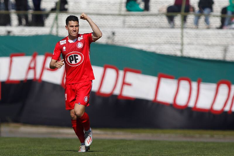 El delantero en Unión La Calera. Foto: Aton