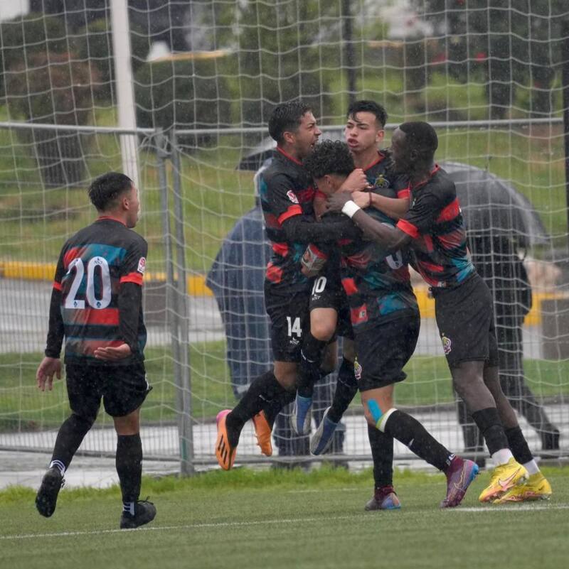 Marco Vallecilla en la visita de Cobresal a Colo Colo en el Estadio Monumental.