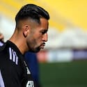 Mientras sigue buscando equipo: la inesperada decisión de Mauricio Isla