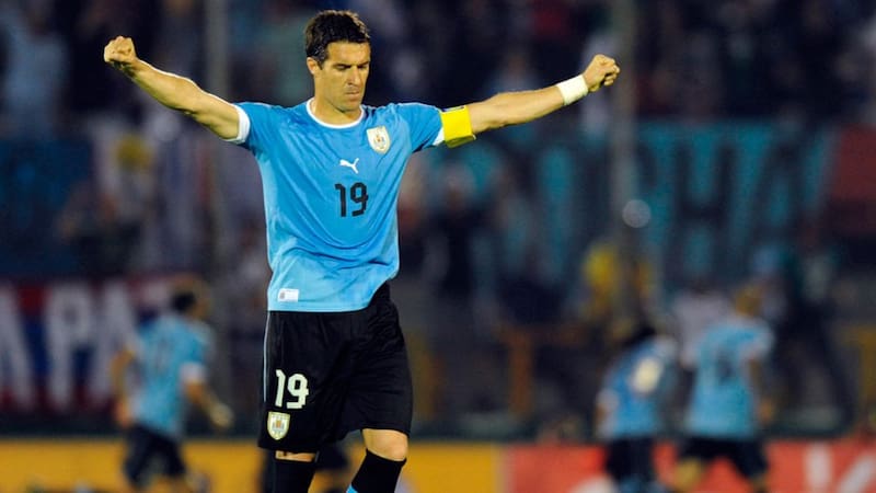 Andrés Scotti defendiendo la camiseta de la Celeste