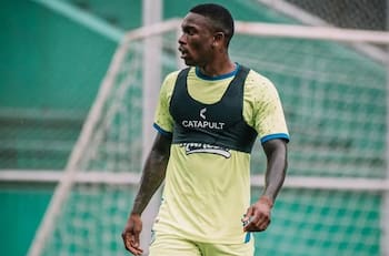 El tormentoso presente de Fabián Castillo en Colombia: fue amenazado de muerte por sus hinchas