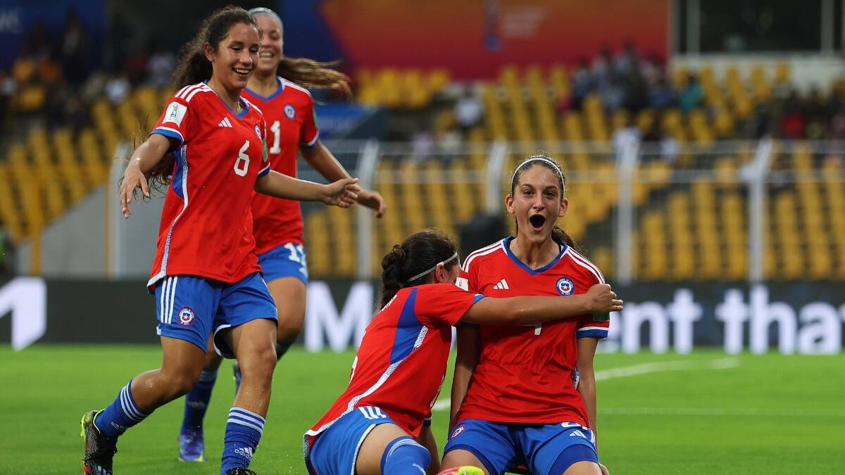 VIDEO | "Cierren todo" El gracioso gesto de Tali Rovner tras el golazo de Anaís Cifuentes en el Mundial Femenino Sub 17 de India