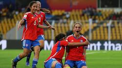 VIDEO | "Cierren todo" El gracioso gesto de Tali Rovner tras el golazo de Anaís Cifuentes en el Mundial Femenino Sub 17 de India