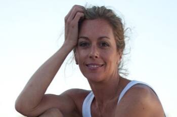 Yuyuniz Navas presenta en televisión a su hija, Antonia Casanova