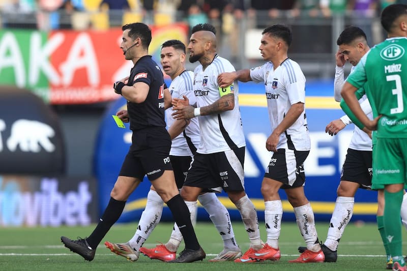 y su disputa con el juez Mathias Riquelme.