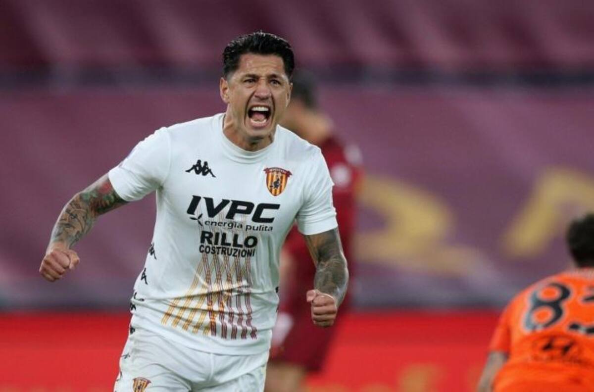 ¿Estará ante La Roja? Ex jugador del Milán inicia los trámites para jugar por la Selección Peruana