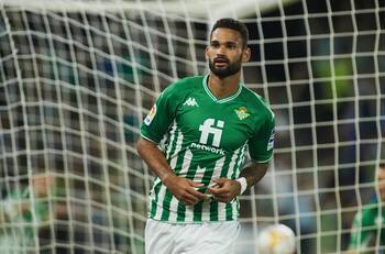 Claudio Bravo fue titular en nueva victoria del Betis de Manuel Pellegrini en La Liga