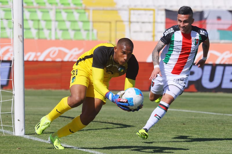 El meta fue recomendado por Leonel Herrera para Colo Colo. Foto: Aton.