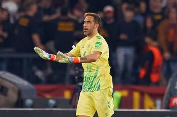 Resultados y programación de los chilenos en Europa: Maripán ganó con Mónaco y Betis de Pellegrini y Bravo empató