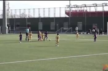 Los golazos del hijo de Lionel Messi que ilusionan al Barcelona de Vidal