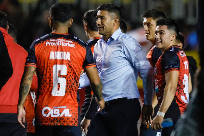 El club fichó a Jean Meneses y Joaquín Montecinos. Foto: Agencia Aton.