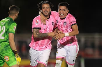 Magallanes comienza con todo en la Primera B y derrota a domicilio a Curicó