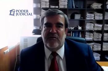 Críticas al fiscal son tendencia tras formalización de Jorge Escobar por caso Tomás Bravo