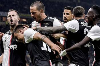 ¿Salieron ganando? Exfigura de Juventus y Barcelona llega a Rusia en reemplazo de Víctor Felipe Méndez