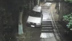 VIDEO | Indignación por sujeto que condujo su auto por una escalera peatonal en Lota