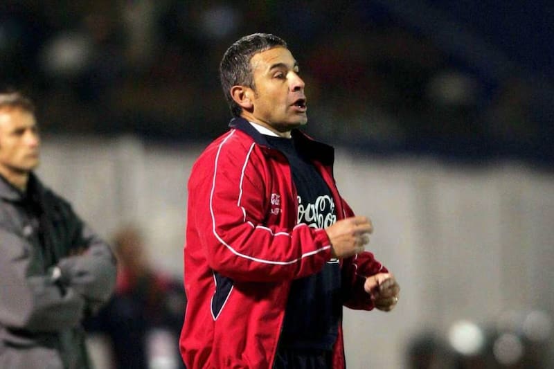 Como DT de la Selección Chilena.