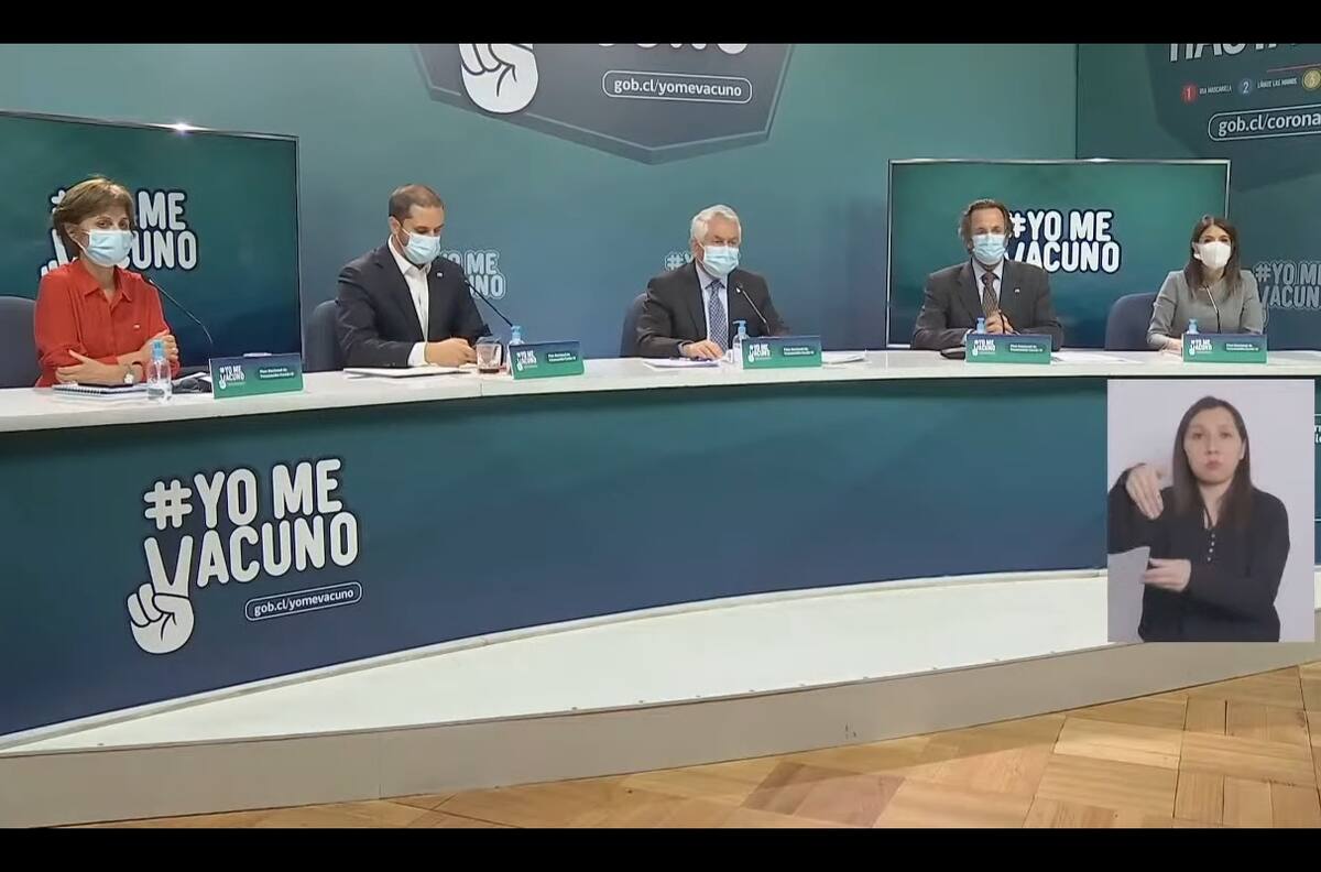 "¿Cambio en el equipo?": La misteriosa publicación de integrante del Colmed sobre el Ministerio de Salud