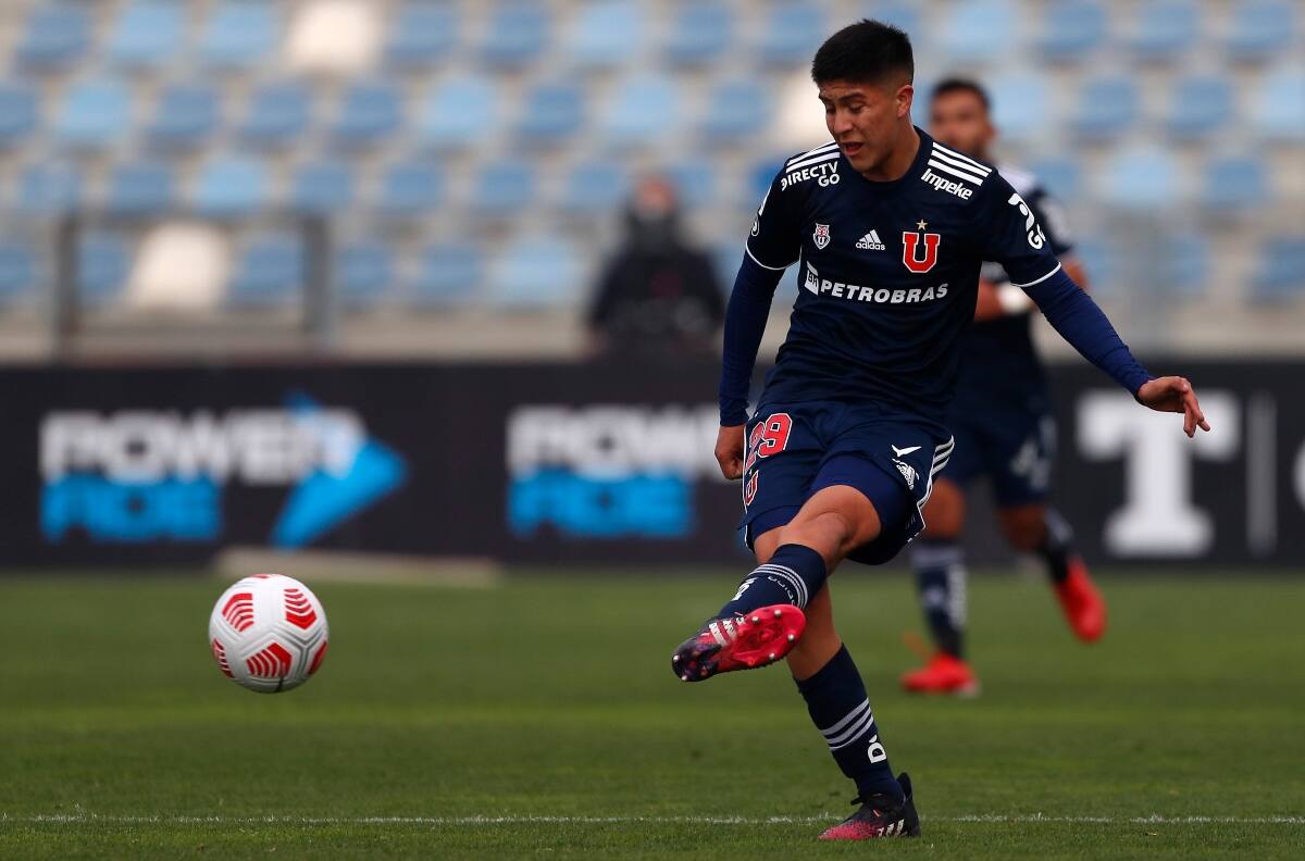 La U ya cumplió con la norma del sub 21: Los cinco juveniles azules con más minutos en el Campeonato Nacional