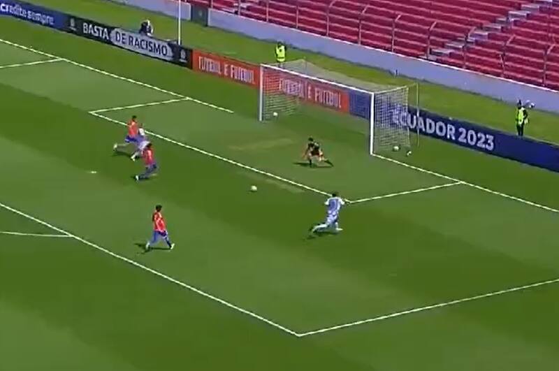 El gol de Argentina para abrir el marcador. Foto: Reproducción.