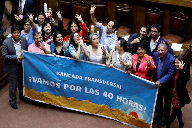 Conoce todos los detalles del proyecto que reduce la jornada de trabajo. Foto: ATON.