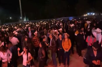 Alcalde Oaxaqueño pide ayuda: Fiestas patronales dejan 400 contagiados de Covid-19 en México
