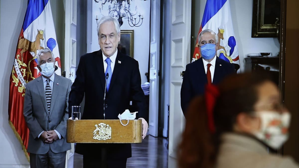 Enrique Paris: sus polémicas durante los 102 días de pandemia en Chile