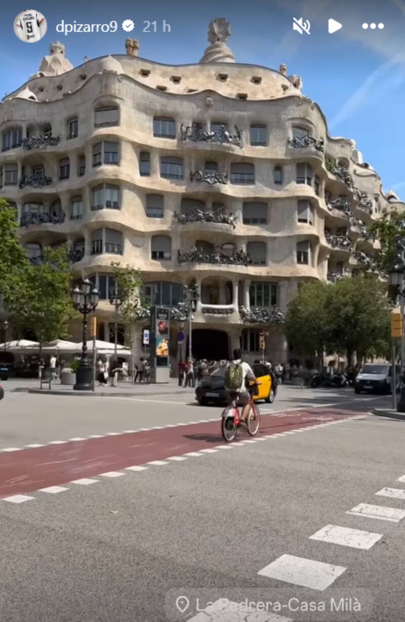 Damián Pizarro mostrando su paseo por Barcelona a través de su cuenta de Instagram