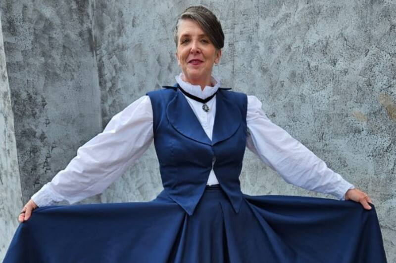 revivió a la exigente institutriz en "Ganar o Servir". Créditos: Canal 13