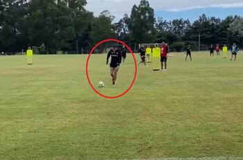 VIDEO | Afinan la puntería: Así entrenan los delanteros de Colo Colo en la pretemporada alba