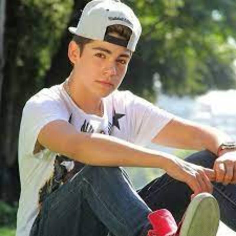 Un joven Gino Mella.