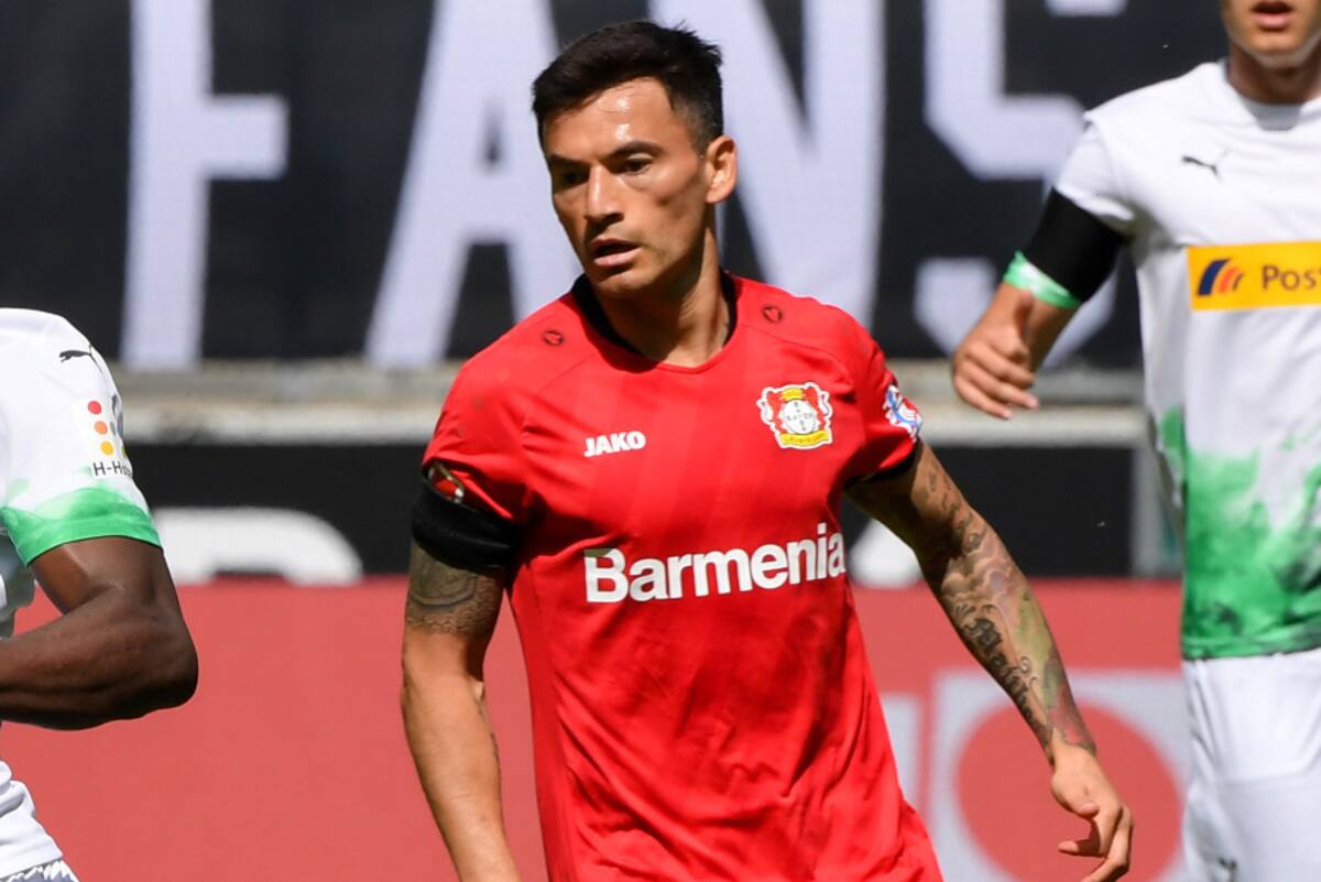 Futbol, Borussia Mˆnchengladbach vs Bayer Leverkusen
Bundesliga 2019-2020
Siguiendo con retorno del futbol aleman, el equipo de Charles Aranguiz enfrenta al tercer equipo del campeonato; en un partido de futbol de primera division en el estadio estadio Borussia Park, en Mˆnchengladbach, Alemania.
23/05/2020
Firosportphoto/Photosport********
Football, Borussia Mˆnchengladbach vs Bayer Leverkusen
Bundesliga 2019-2020
Following the return of German football, Charles Aranguiz's team faces the third team in the championship; in a first division football match at the Borussia Park stadium in Mˆnchengladbach, Germany.23/05/2020
Firosportphoto/Photosport********
