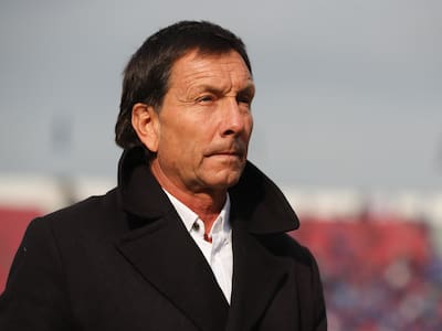 “Esa la cobran a...”: Fernando Díaz explotó contra arbitraje tras derrota frente a la U