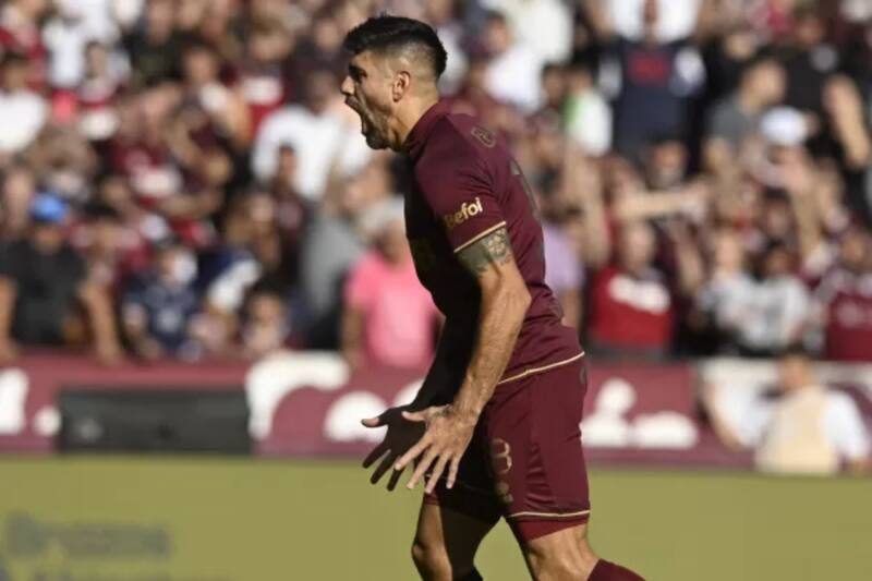 Tenía pasajes para hoy: Leandro Díaz finalmente no llegará a la U.