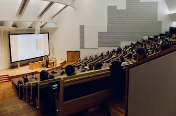 Esta es la primera universidad estatal acreditada por 5 años por nueva Ley de Educación