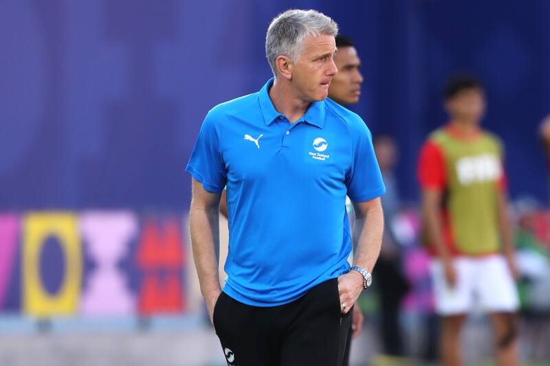 El entrenador de Nueva Zelanda, Chris Greenacre, es fotografiado Estadio Nacional de Santiago, Chile.