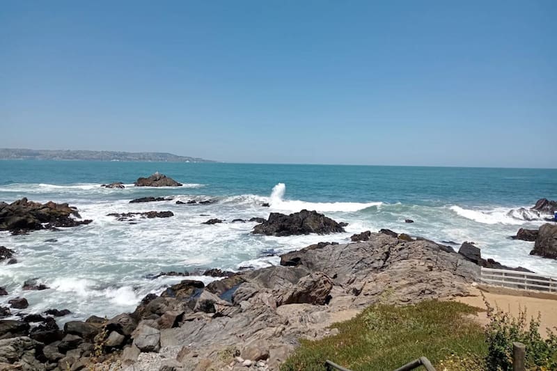 Hay balnearios disponibles en 12 comunas.
Créditos: Google Maps.