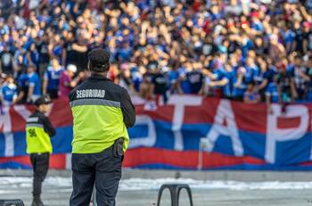 Curso por mal trato a Cecilia Pérez y posibles acciones legales: el hombre que saca de quicio a U. de Chile