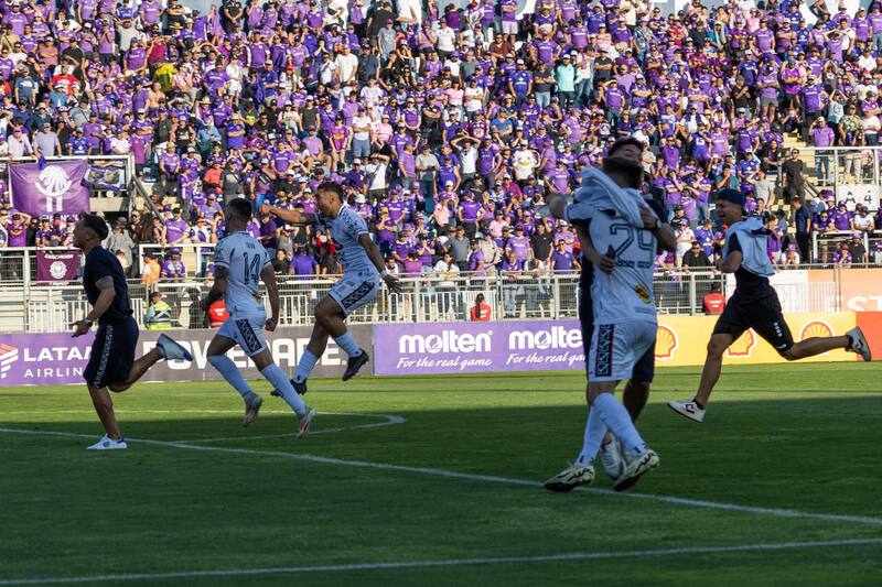 Melipilla derrotó a Concepción en penales.