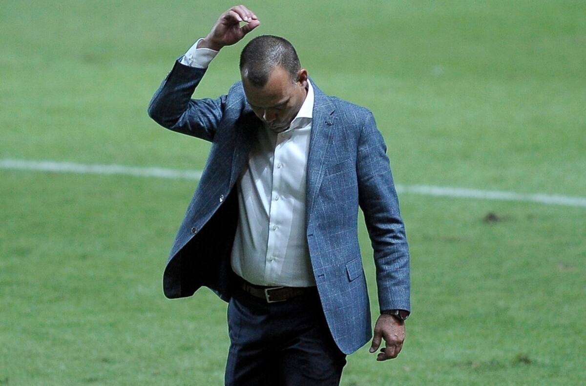 "No más Dudamel": Hinchas de la U exigen la salida del DT tras quedar eliminados de Copa Libertadores